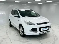 Usado Ford Kuga Sport 180 HP (132 kW) 2016 Branco SUV