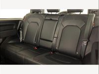 Used Land Rover Defender SE Dynamic 249 HP (183 kW) 2023 Silver SUV