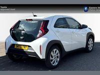 Used Toyota Aygo X PURE 72 HP (52 kW) 2023 White SUV