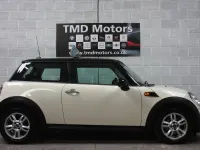 Used Mini Cooper Hatch 2012 White Hatchback