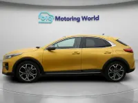Usado Kia XCeed First Edition 138 HP (101 kW) 2020 Amarelo SUV