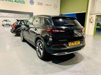 Used Vauxhall Grandland X SRi 130 HP (95 kW) 2020 Black SUV