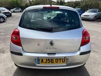 Used Renault Clio II Dynamique 98 HP (72 kW) 2006 Silver Hatchback