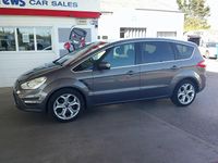 Begagnad Ford S-MAX Titanium 115 HK (84 kW) 2012 Brun Minibuss