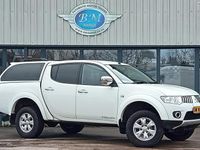 Used Mitsubishi L200 2013 White Pickup