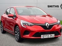 Used Renault Clio V Iconic 140 HP (102 kW) 2022 Flame red  Hatchback