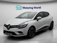 Used Renault Clio Iconic 90 HP (66 kW) 2019 White Hatchback
