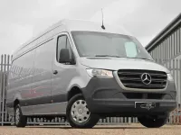 Begagnad Mercedes Sprinter Premium 2023 Silver Van