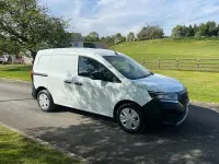 Used Nissan Townstar Acenta 130 HP (95 kW) 2023 White Van