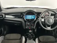 Used Mini Cooper Hatch 134 HP (98 kW) 2022 Red Hatchback