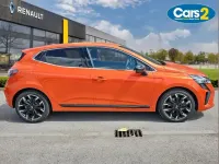 New Renault Clio Techno 143 HP (105 kW) 2026 Valencia orange  Hatchback