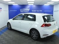 Used VW Golf VII SE 130 HP (95 kW) 2019 White Hatchback