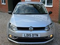 Used VW Polo Design 60 HP (44 kW) 2015 Silver Hatchback