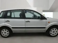 Used Ford Fusion Style 68 HP (50 kW) 2009 Silver Hatchback
