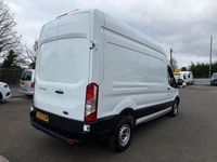 Usado Ford Transit S 130 HP (95 kW) 2023 Branco Van