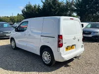 Used Vauxhall Combo 100 HP (73 kW) 2023 White MPV