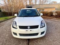Used Suzuki Swift 94 HP (69 kW) 2010 White Hatchback