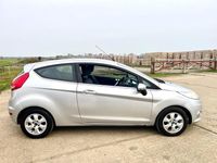 Used Ford Fiesta Zetec 2012 Silver Hatchback