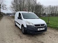 Begagnad Peugeot Partner 98 HK (72 kW) 2017 Vit