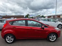 Used Ford Fiesta Zetec 82 HP (60 kW) 2016 Red Hatchback
