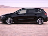 Used Mercedes B200 163 HP (119 kW) 2021 Black MPV