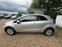 Used Kia Rio 85 HP (62 kW) 2014 Silver Hatchback