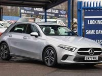 Używany Mercedes A180 116 KM (85 kW) 2022 Srebrny Hatchback