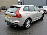 Used Volvo XC60 Momentum 2018 Gold SUV