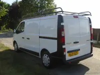 Used Renault Trafic Business 125 HP (91 kW) 2017 White MPV