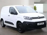 Used Citroën Berlingo 100 HP (73 kW) 2022 White MPV
