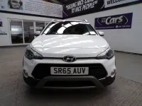 Używany Hyundai i20 Active 2016 Biały Hatchback