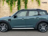 Used Mini Cooper Countryman Exclusive 134 HP (98 kW) 2023 Green SUV
