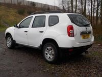 Used Dacia Duster Ambiance 2014 White Hatchback