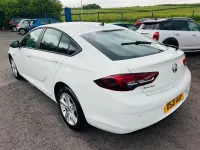 Used Vauxhall Insignia Sport 122 HP (89 kW) 2021 White Hatchback