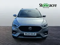 Usado MG ZS Exclusive 106 HP (77 kW) 2024 Prateado SUV