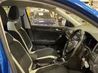 Używany VW T-Roc SEL 150 KM (110 kW) 2018 Niebieski SUV