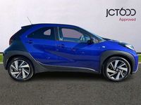 Used Toyota Aygo X 72 HP (52 kW) 2024 Blue SUV