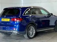 Usado Mercedes GLC220 AMG line 194 HP (142 kW) 2021 Azul SUV