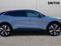 Used Renault Megane E-Tech Komfort 160 kW (218 HP) 2024 Ceramic grey/diamond black  Hatchback