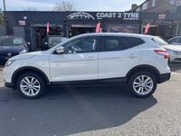 Used Nissan Qashqai Acenta Premium 2014 White SUV