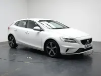 Käytetty Volvo V40 R-Design 152 HP (111 kW) 2016 Valkoinen Viistoperä