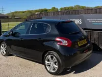 Used Peugeot 208 Allure 2015 Black Hatchback