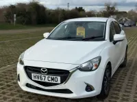 Usado Mazda 2 Edition 90 HP (66 kW) 2017 Branco Citadino