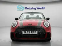Używany Mini Cooper Cabriolet Sport 136 KM (100 kW) 2022 Czerwony Kabriolet