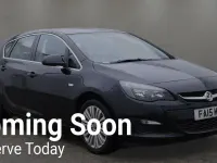 Used Vauxhall Astra Excite 100 HP (73 kW) 2015 Black Hatchback