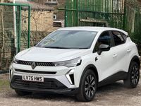 New Renault Captur Evolution 2025 White SUV