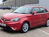 Usado MG MG3 106 HP (77 kW) 2017 Vermelho Citadino
