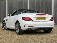 used Mercedes SLC200 SLCAMG Line Roadster 9G Automatic * QUILTED TWO TONE HEATED NAPPA LEATHER + VERY LOW MILEAGE *
