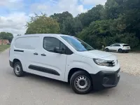 Second-hand Peugeot Partner S 131 CP (96 kW) 2025 Alb Monovolum