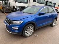 Used VW T-Roc SE 150 HP (110 kW) 2020 Blue SUV